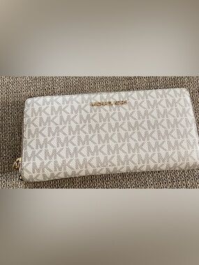 Michael Kors Cream, Pink, & Tan Monogram Zip Wallet